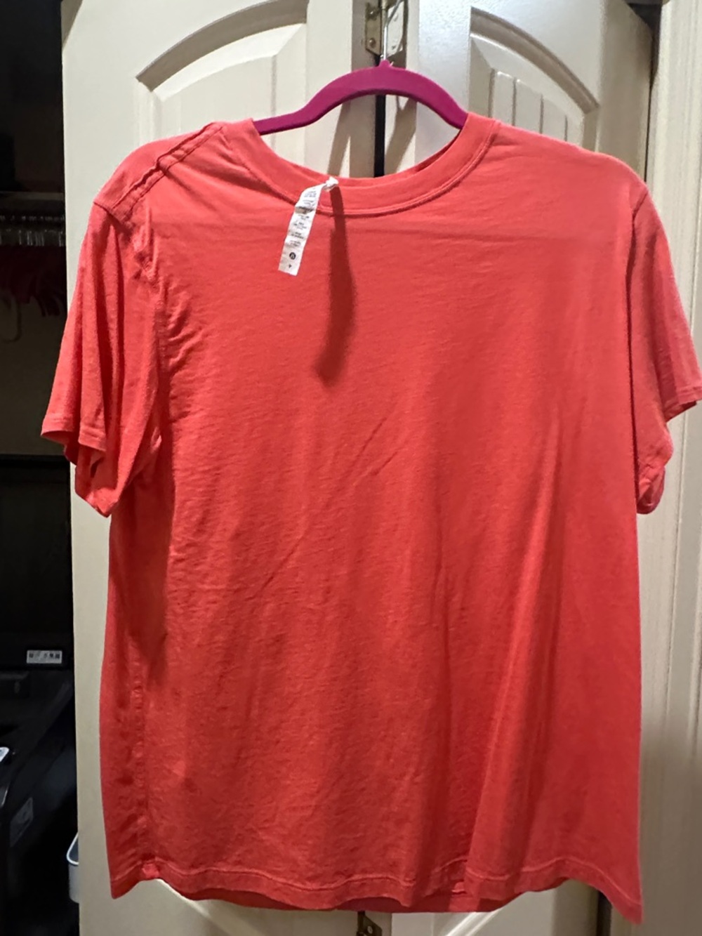 Women’s Coral Short-Sleeve Crewneck T-Shirt